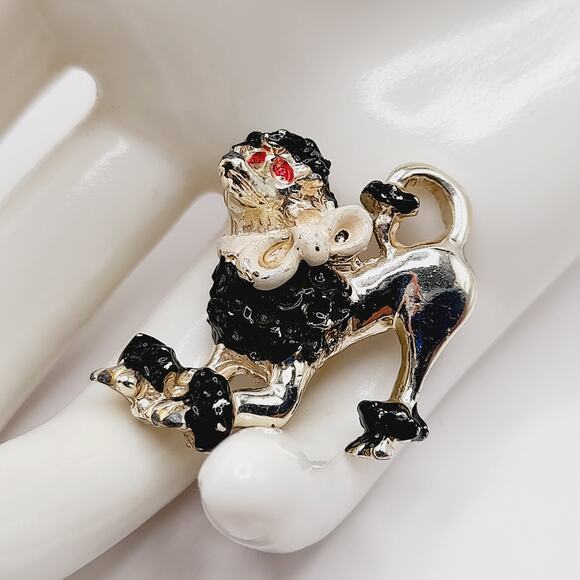 Vintage 1950s Poodle Brooch - 1 1/4 Inch - Black White Red Enamel - Gold Tone - Picture 3 of 7